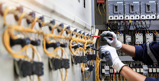 Professional Electrician technician working in White Center, WA